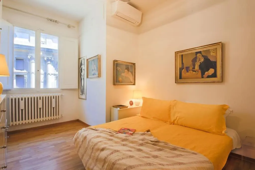 Apartments Florence- Biblioteca Apartment With View