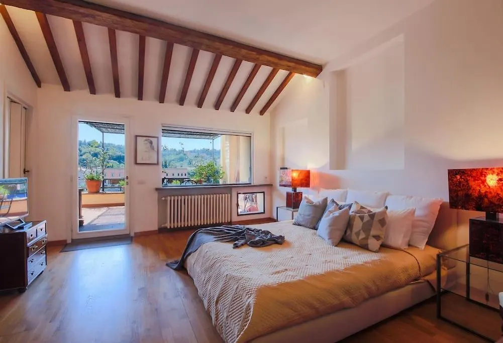 Apartments Florence- Biblioteca Apartment With View Ιταλία