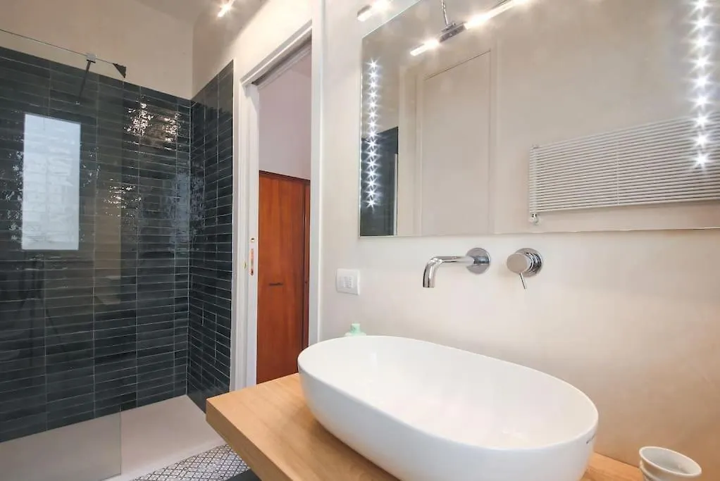 Apartments Florence- Biblioteca Apartment With View  Φλωρεντία
